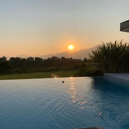 Hideaway Am Gardasee - Mit Infinity Pool Apartamento Torri Del Benaco