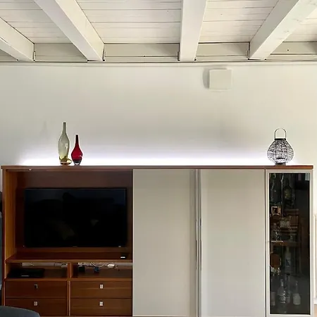 Hideaway Am Gardasee - Mit Infinity Pool Apartamento *