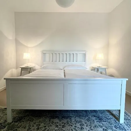 Hideaway Am Gardasee - Mit Infinity Pool Apartamento *